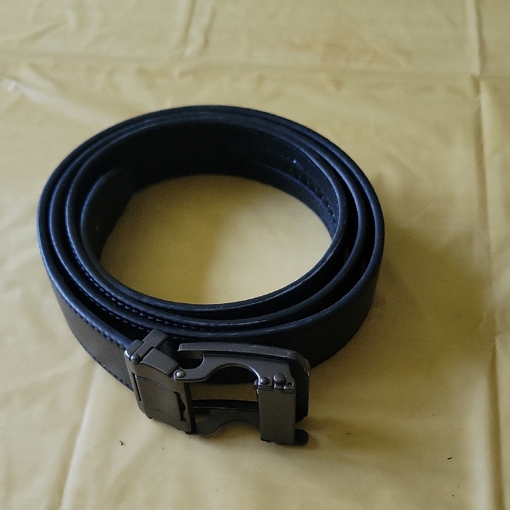 Men's 52" Black Leather Belt